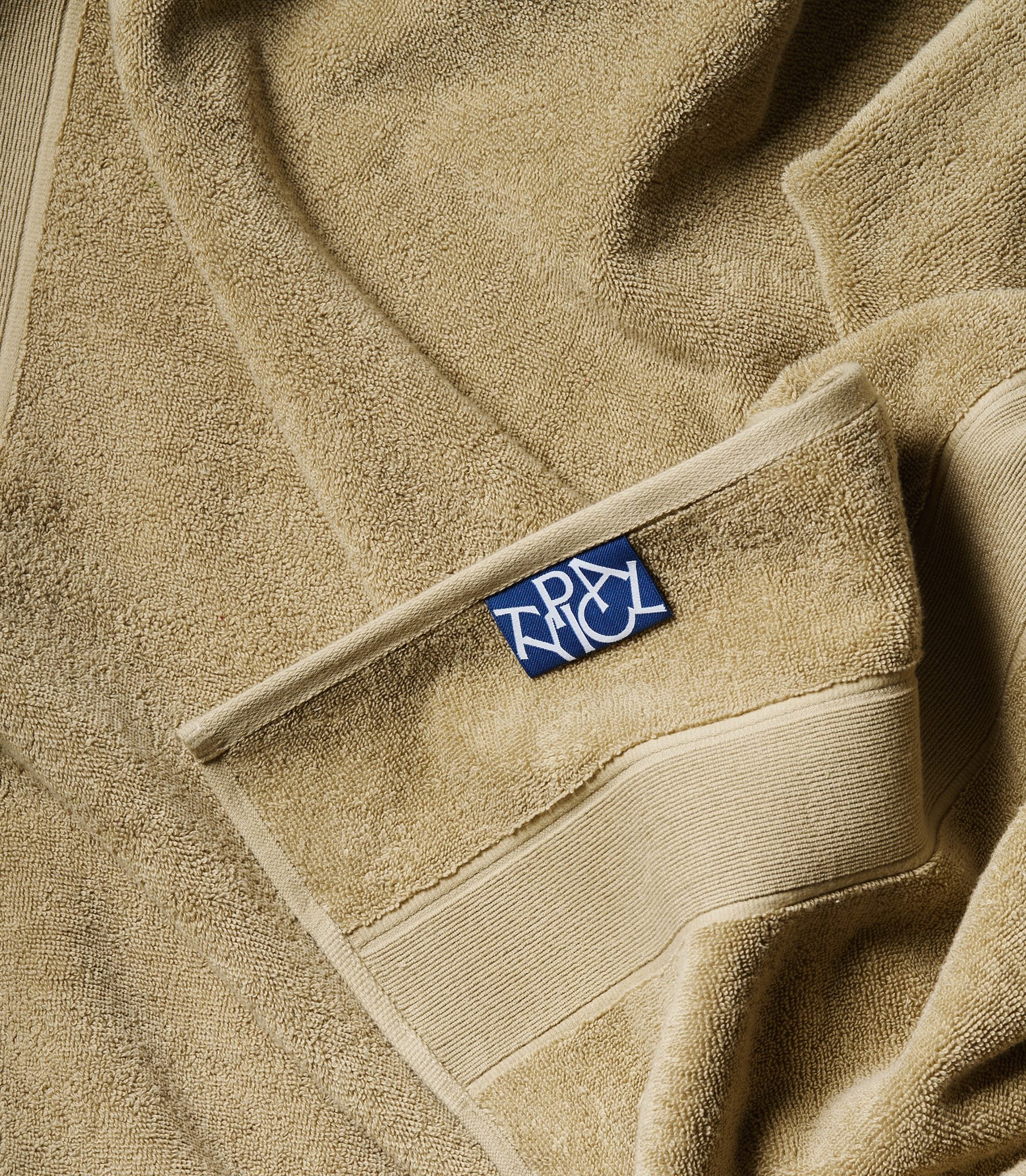 Classic - Everyday Khaki